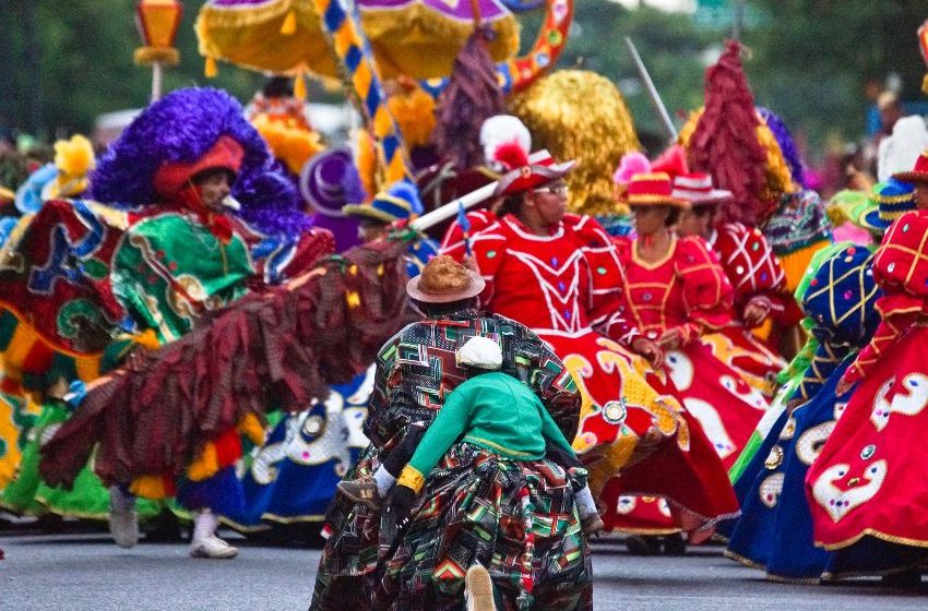 Carnaval do Recife 2013 – Desfile de maracatus