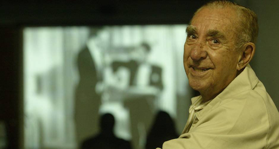 Cinema polular em Belford em Pluriverso