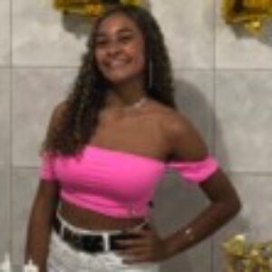 Giulia Pires 2 Foto do perfil de Giulia Pires
